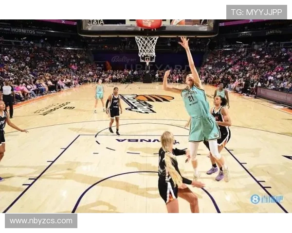 WNBA自由人对阵火花精彩对决争夺季后赛席位的关键战役