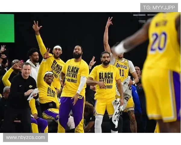 快船与湖人精彩对决比赛录像回顾及精彩瞬间分析