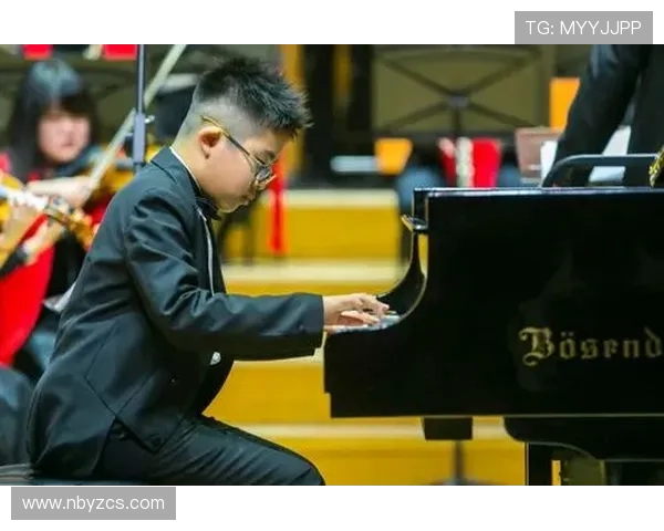 楚阿梅尼的足球之路：从青涩少年到世界舞台的璀璨明星