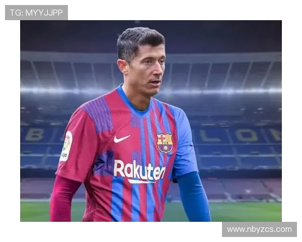 莱万背叛旧主加盟巴萨拜仁球迷怒斥其忘恩负义行为